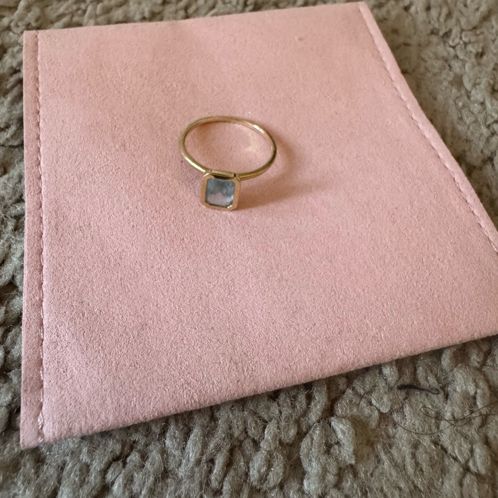 14k gold blue stone ring